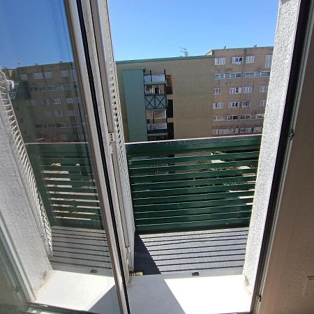 Amplia Habitacion En Vivienda Duplex Madrid Extérieur photo